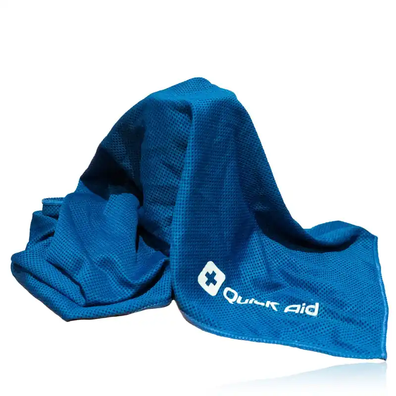 Bestpreis QUICK AID Fresh Ice Towel lose blue Btl (Tuch 34x80cm)