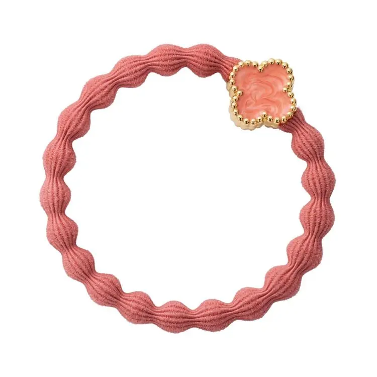 ByEloise London Enamel Gold Quatrfoil Coral Aktuell
